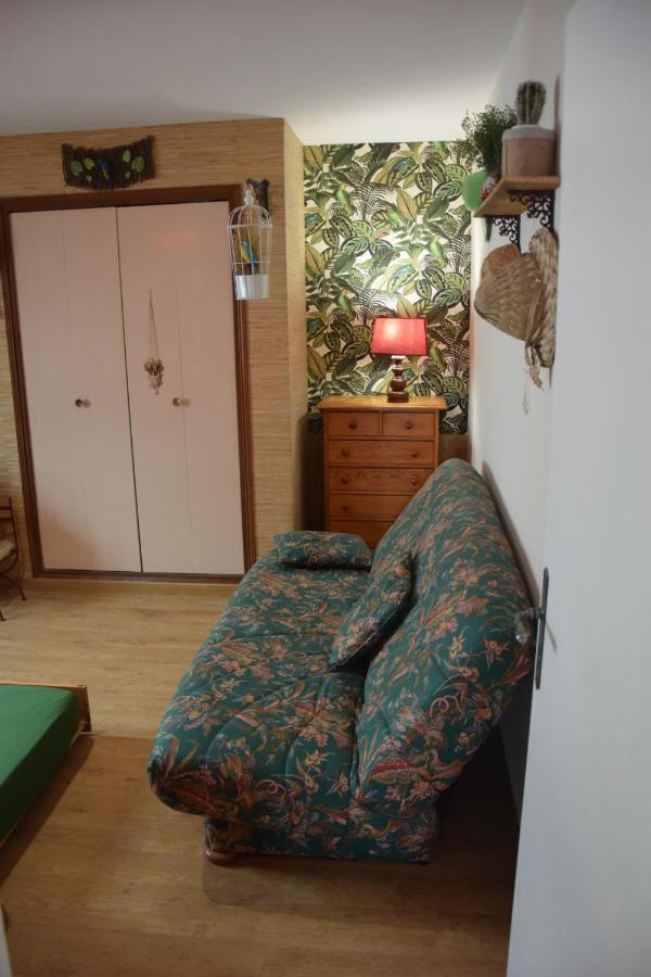 Au Gue Du Bois Bed & Breakfast Neuville-de-Poitou ภายนอก รูปภาพ